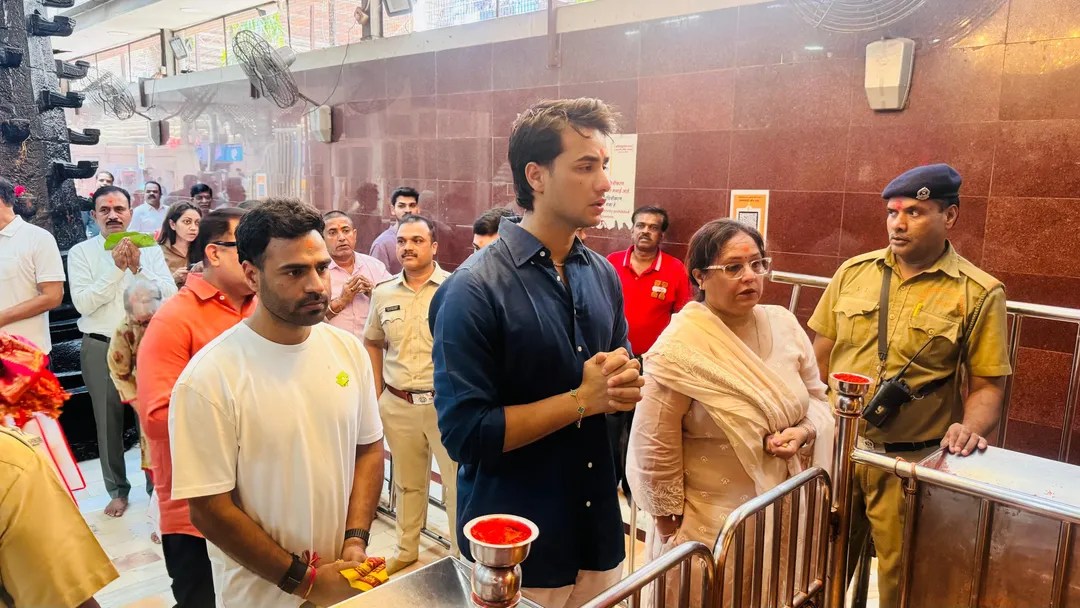 PL 2024 Mumbai vs Hyderabad match updates, SRH captain Ishan Kishan visits Siddhivinayak temple