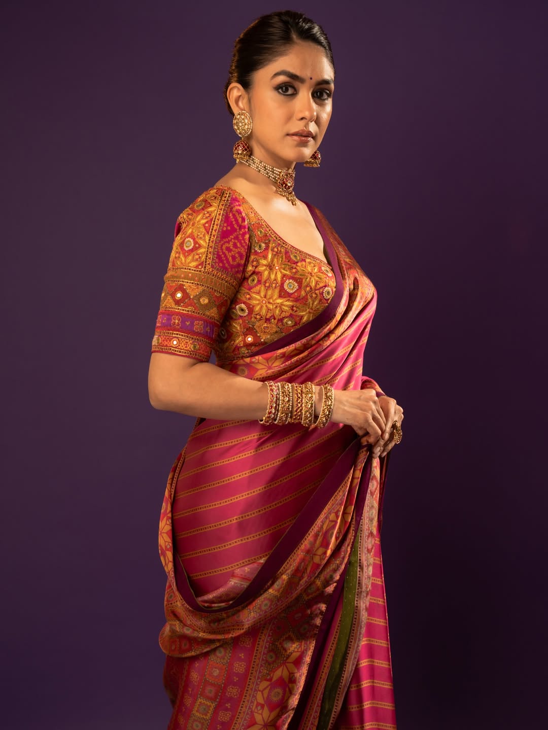 Mrunal Thakur Marathi Look