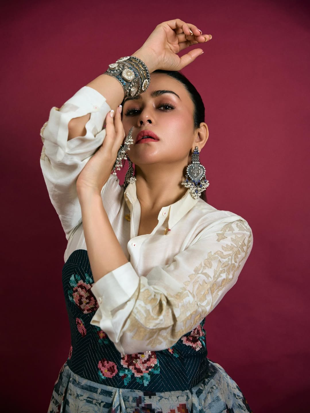 Amruta Khanvilkar Filmfare Roundtable Look