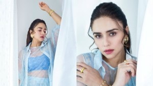 Photos: फिल्मफेअर राउंडटेबलसाठी अमृता खानविलकरचा निळ्या ड्रेसमध्ये स्टायलिश लूक