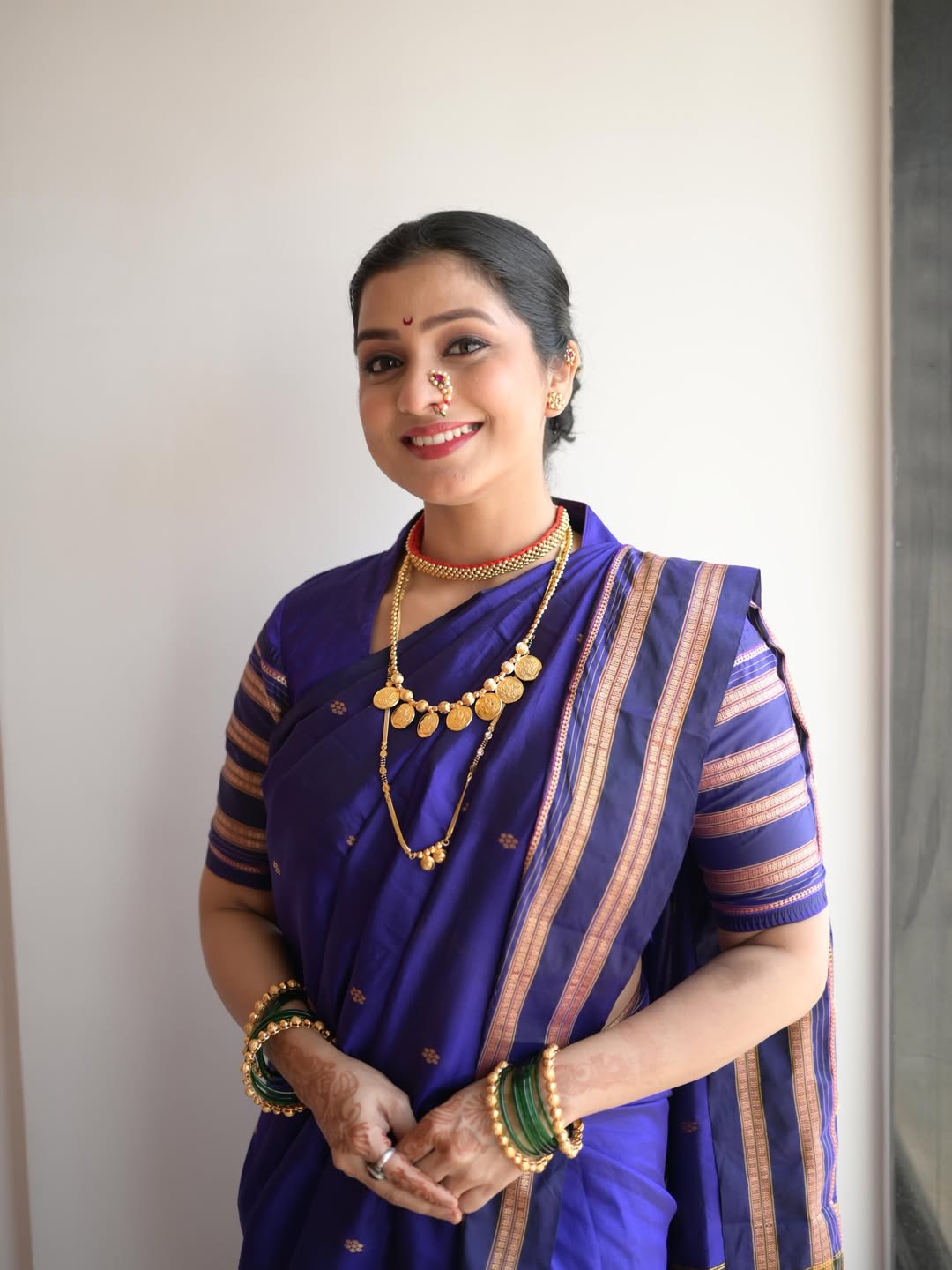 Amruta Pawar Blue Narayanpeth Nauvari Saree Look