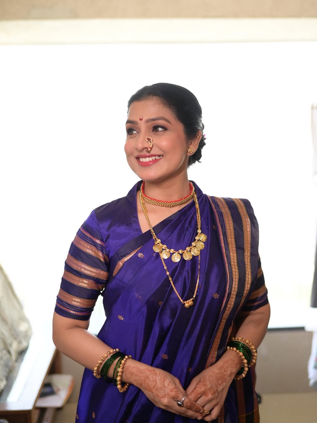 Amruta Pawar Blue Narayanpeth Nauvari Saree Look