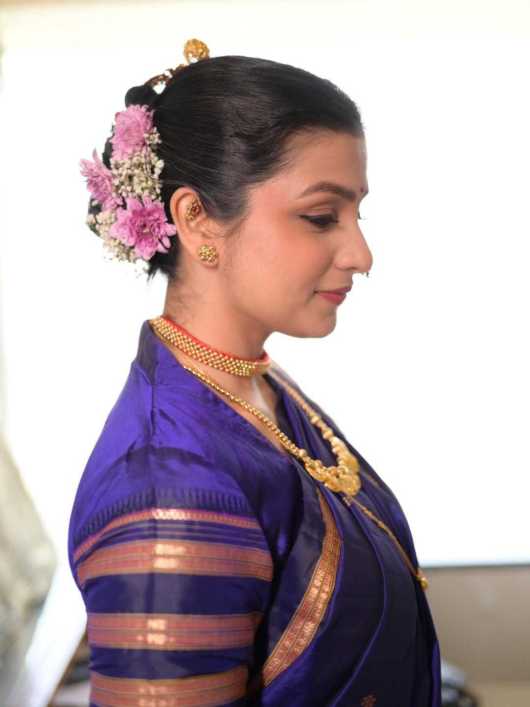 Amruta Pawar Blue Narayanpeth Nauvari Saree Look