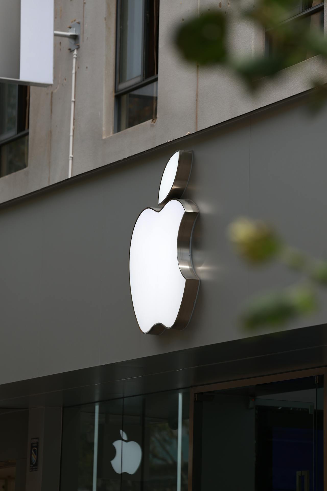 Apple's 50th Anniversary Know About Success Story