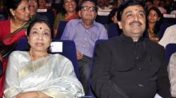 Asha Bhosle : “…अन् आशाताईंची नांदेड भेटीची इच्छा अपूर्णच राहिली”, अशोक चव्हाण यांची भावनिक पोस्ट