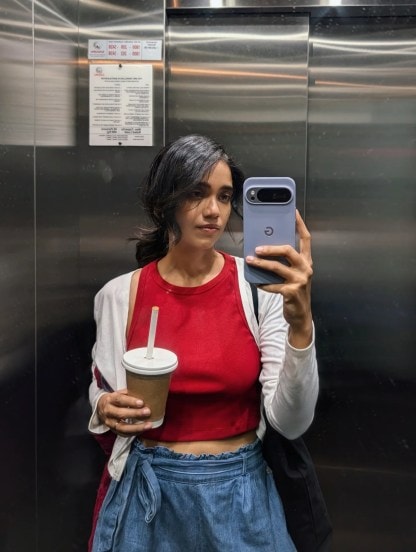 भाग्यश्रीनं मराठी हिंदी सीरिज, मालिका आणि चित्रपटांतून काम केलं आहे. ती खऱ्या अर्थानं प्रकाशझोतात आली ते 'कलर्स मराठी'वरील 'घाडगे अँड सून' या मालिकेमुळे. यामध्ये ती मुख्य नायिकेच्या भूमिकेत होती.