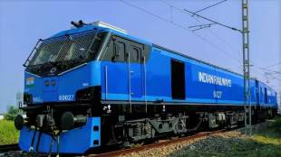 Central Railway smart engine fault detection technology | Indian Railways loco pilot cabin facilities | Nagpur railway engine maintenance in-situ method | Railway traction motor temperature sensor upgrade