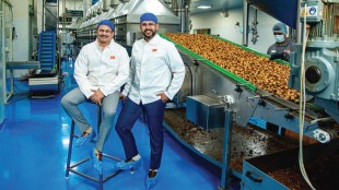 chitale-bandhu-ranje-vision-park-bhor-pune-devendra-fadnavis-inauguration-investment-expansion pune print news