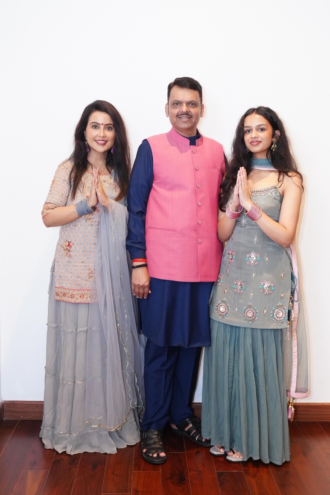 Happy Birthday Amruta Fadnavis Career Information