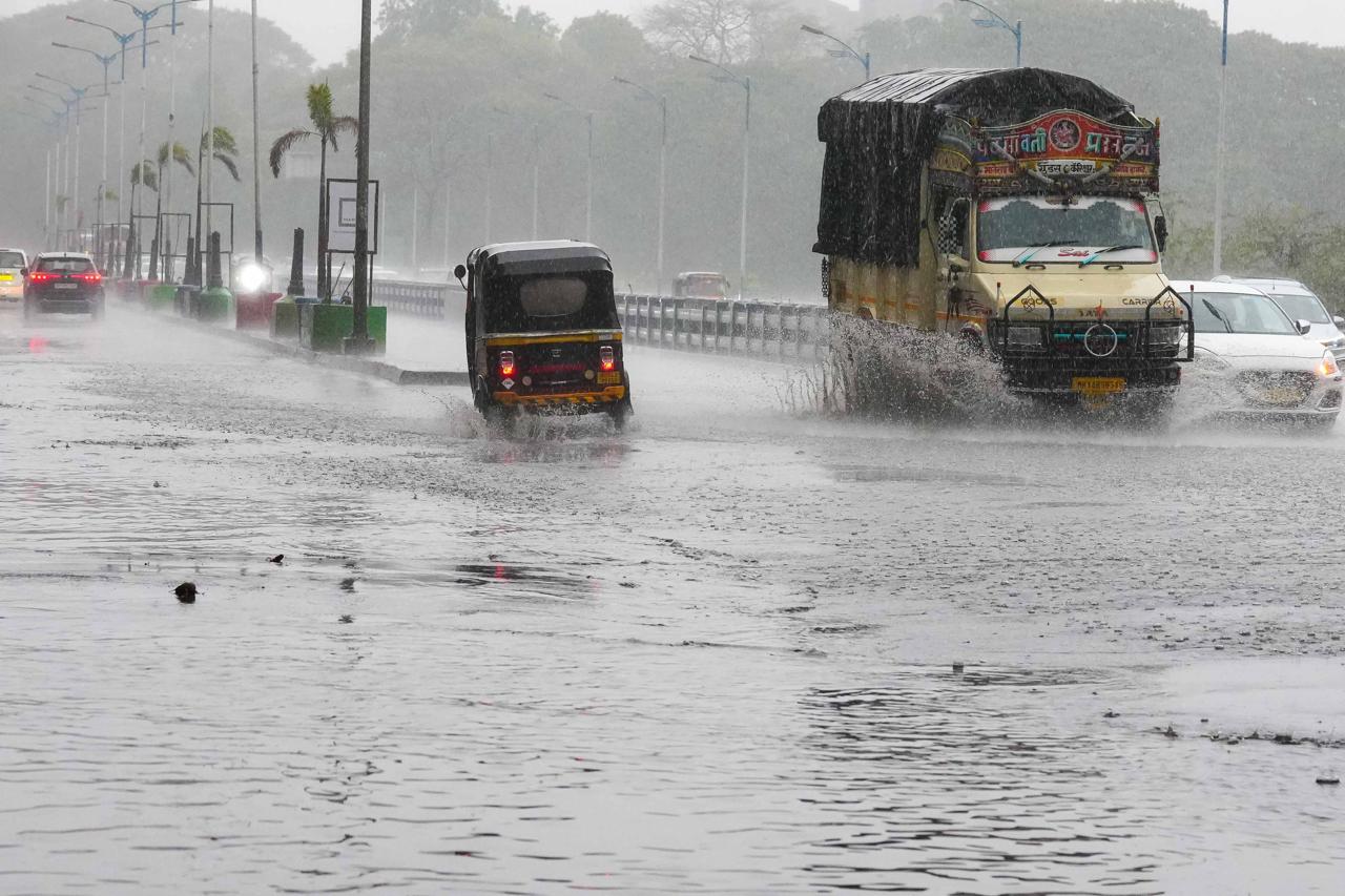 Heavy Rain In Pune Water Logging Photos
