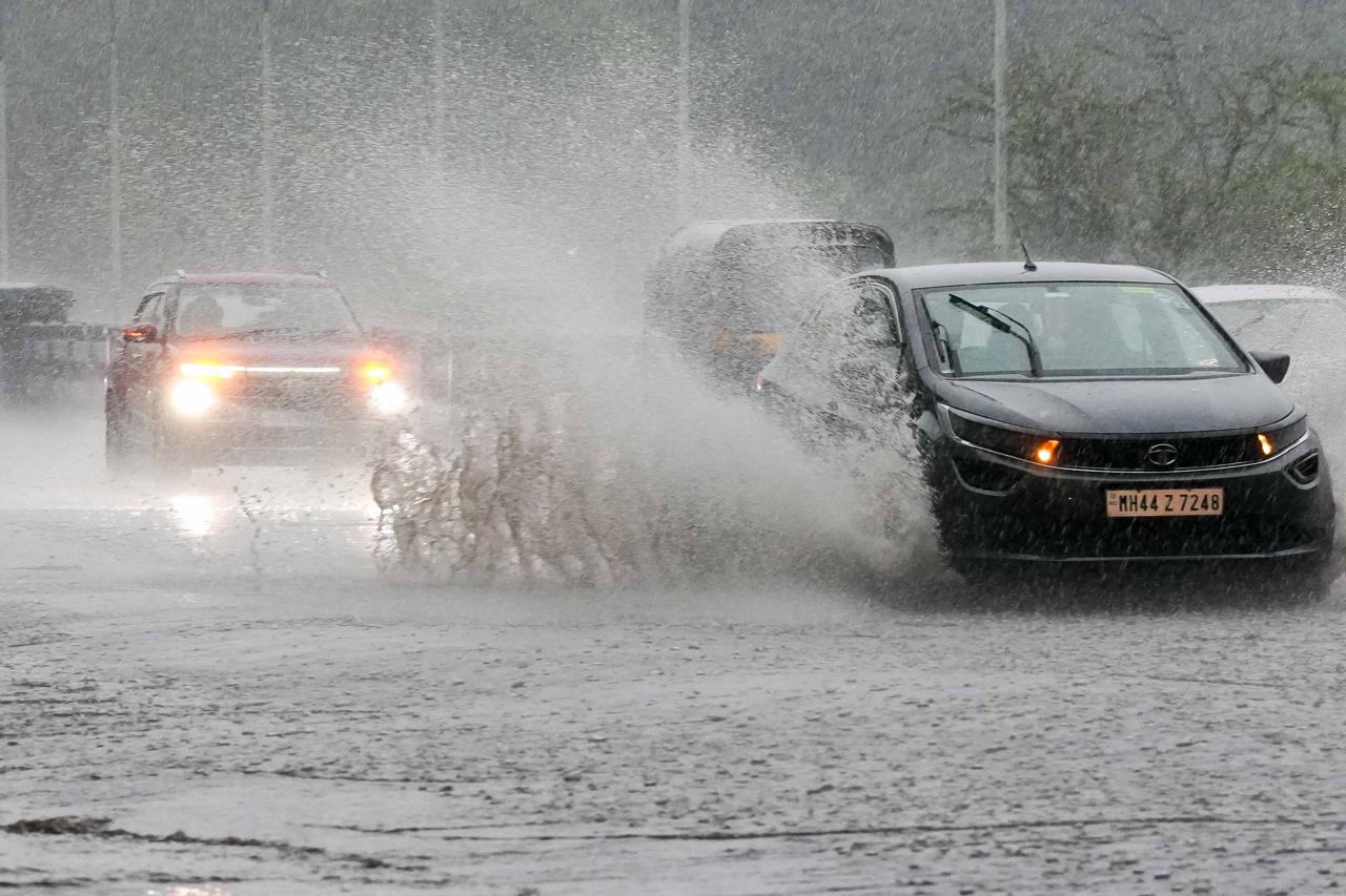 Heavy Rain In Pune Water Logging Photos