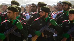 iran-internal-conflict-irgc-military-council-pezeshkian-mojtaba-khamenei