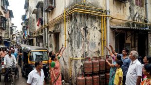 Mahanagar Gas PNG connection delay Sakinaka Mumbai | Residents waiting for piped natural gas supply | Fuel shortage in Mumbai suburban areas | Mahanagar Gas Limited technical issues PNG supply