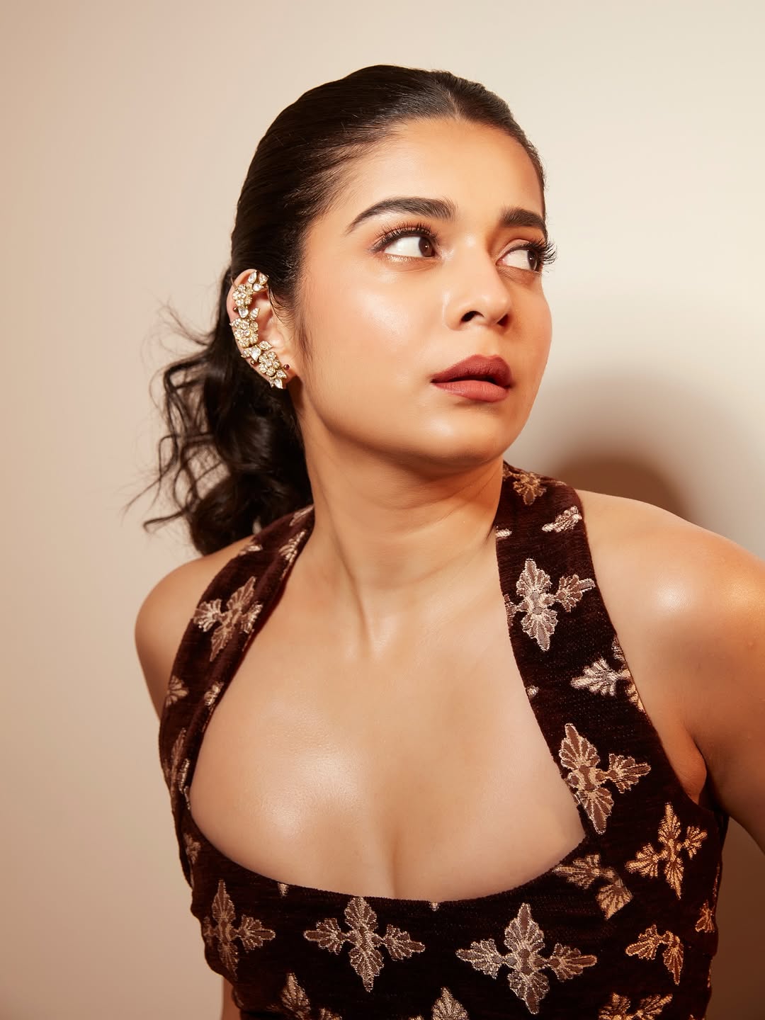 Mithila Palkar Bhooth Bangla Movie