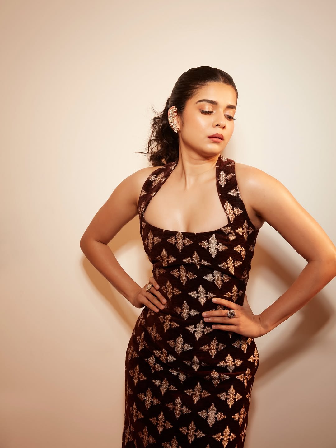 Mithila Palkar Bhooth Bangla Movie
