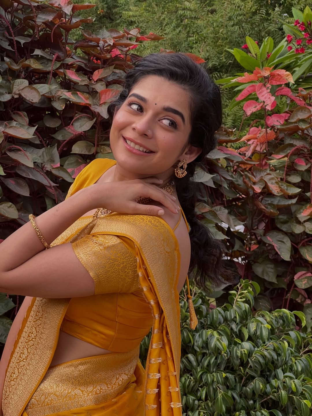 Mithila Palkar Bhooth Bangla Movie BTS