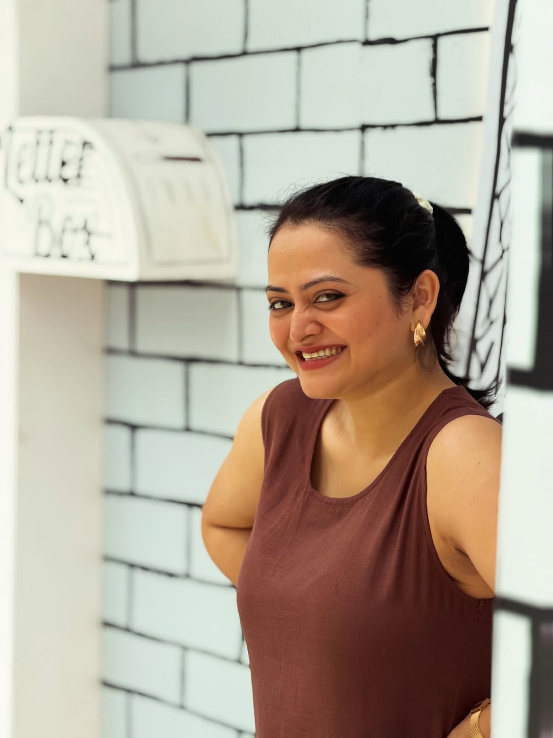 Monika Dabade Brown Dress Stylish Look