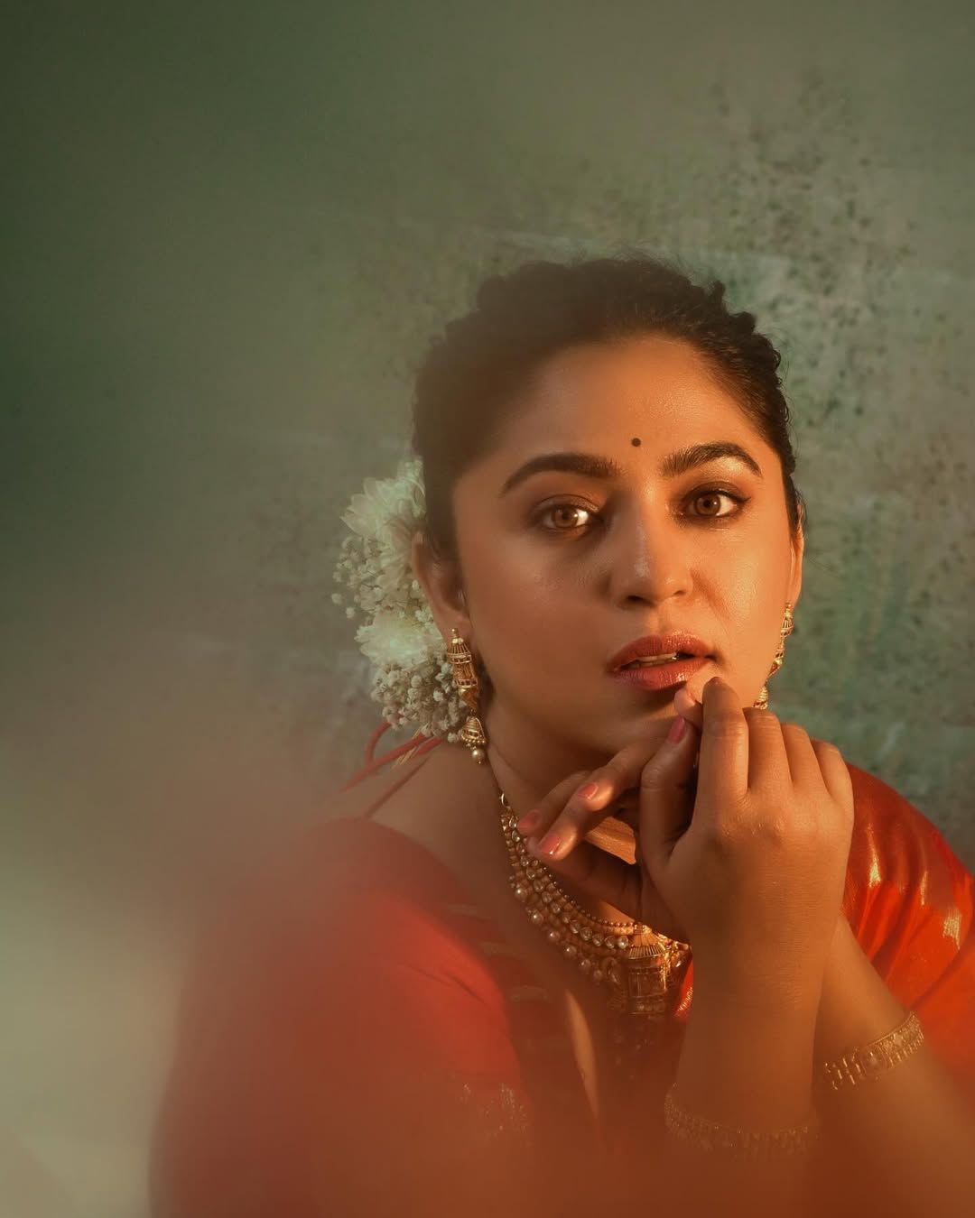 Mrunmayee Deshpande Rao Red Saree Look