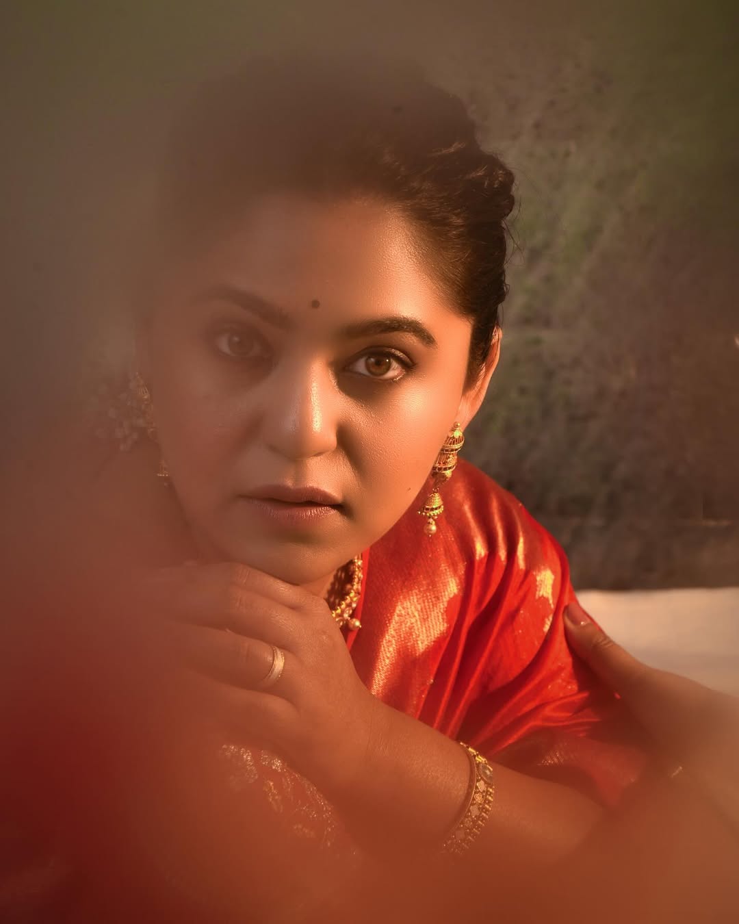 Mrunmayee Deshpande Rao Red Saree Look