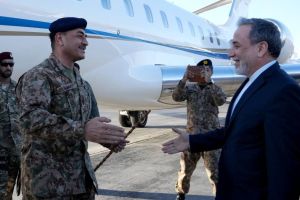 pakistan-army-chief-asim-munir-iran-visit-tehran-peace-talks