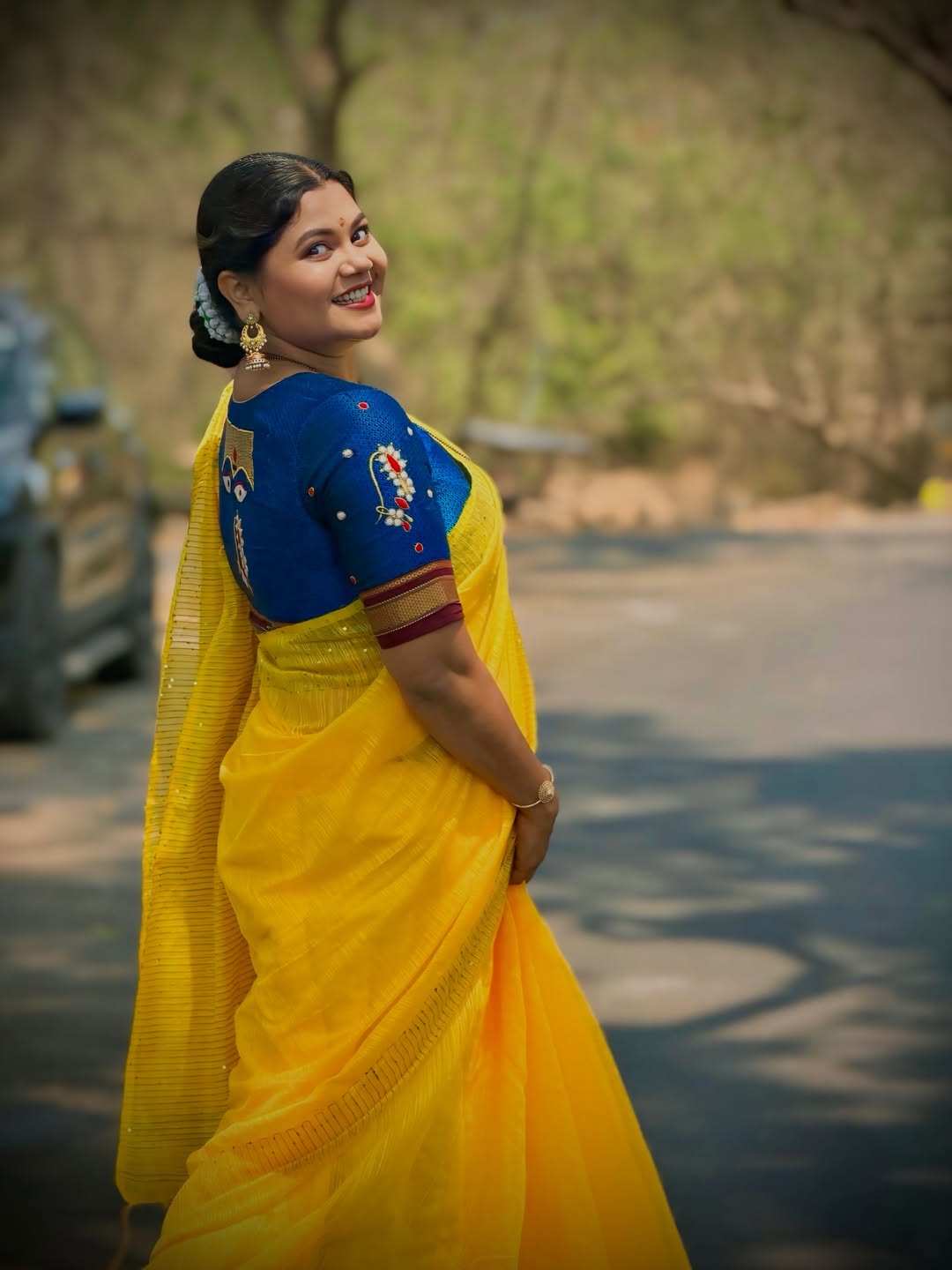 Namrata Sambherao Yellow Saree Look