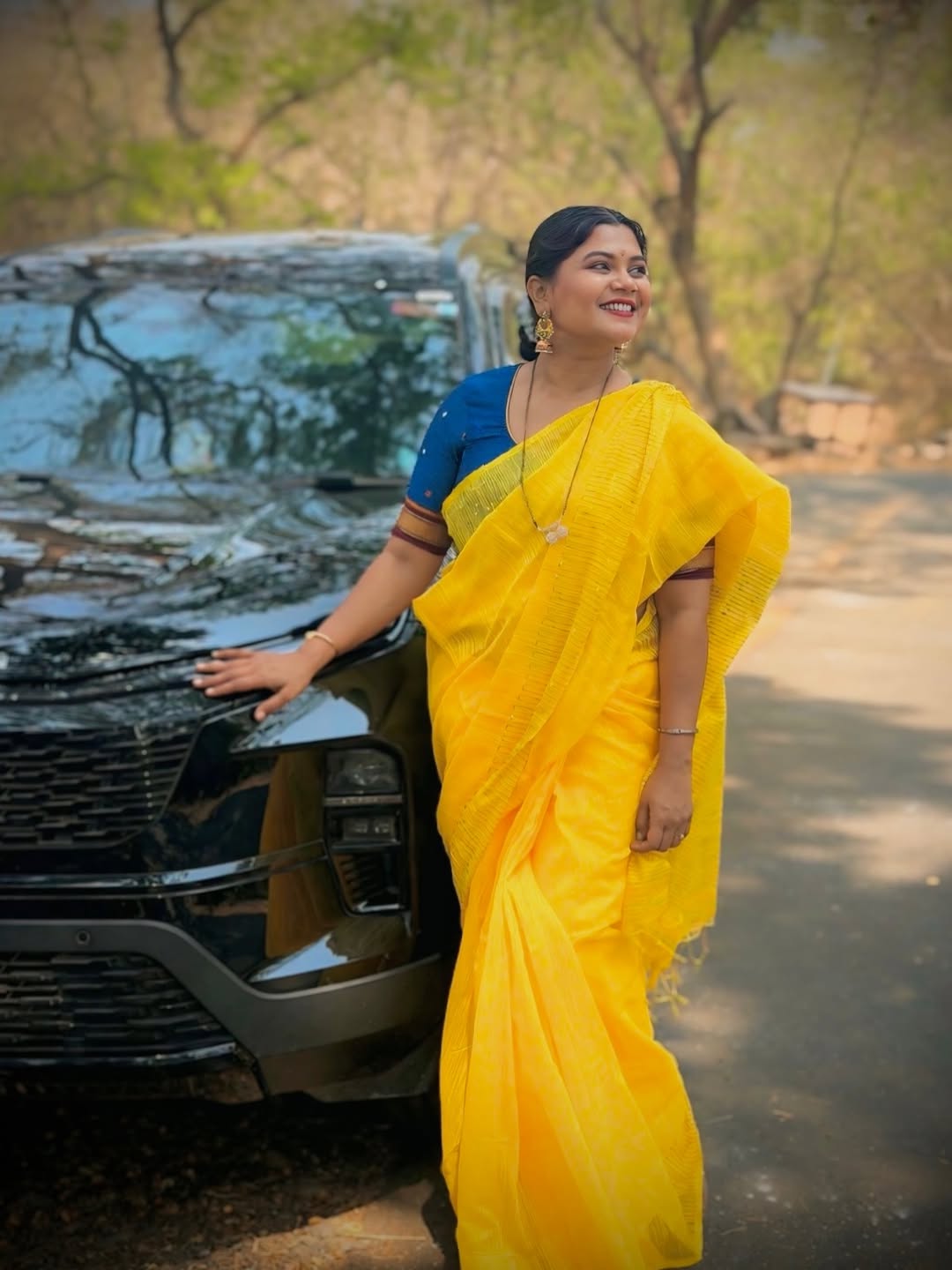 Namrata Sambherao Yellow Saree Look