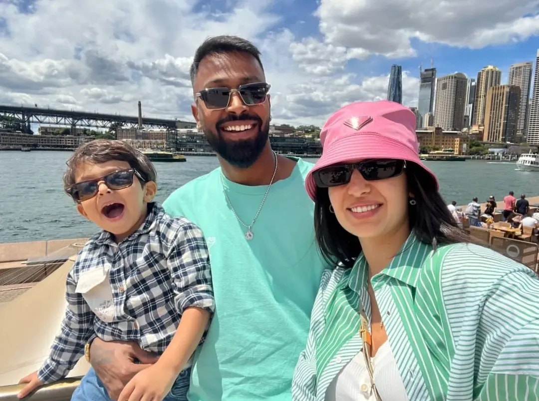 Natasa Stankovic Agastya Hardik Pandya Photoshoot Viral