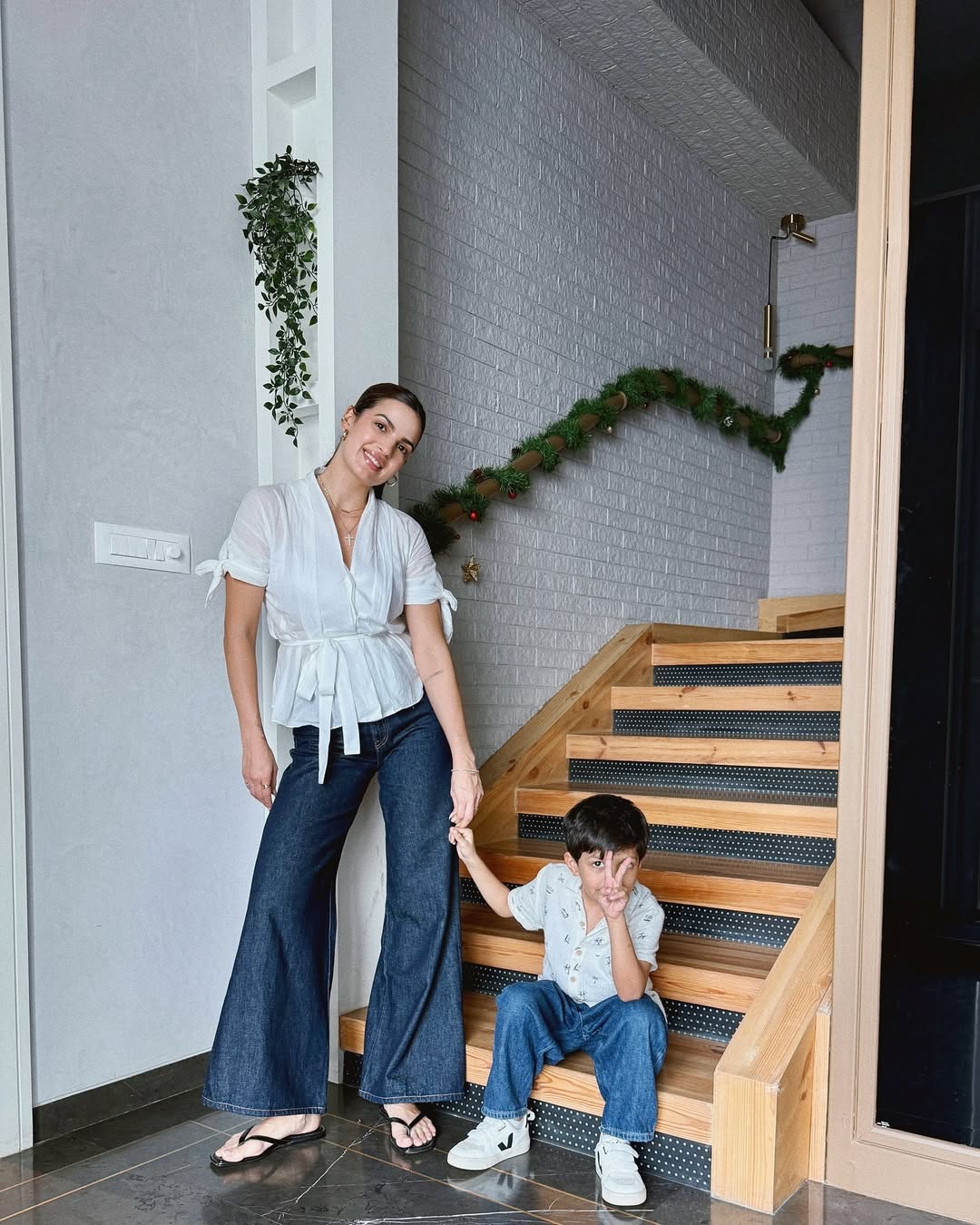 Natasa Stankovic Agastya Hardik Pandya Photoshoot Viral