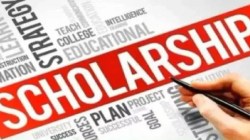 Scholership Exam : तापदायक वातावरणातही विद्यार्थी शिष्यवृत्ती परीक्षेला… परीक्षेतील काही प्रश्नांवर आक्षेप?