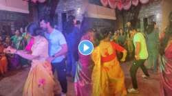 आरारारा, लयभारी नाचले राव…. ‘नटीनं मारली मिठी’ गाण्यावर पती-पत्नीने घातला धिंगाणा; VIDEO पाहून नेटकरी म्हणाले, “ही जोडी…”