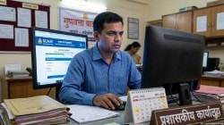 स्वयं – मूल्यांकनाकनाकडे शाळांची पाठ राज्यातील ५३.८९ टक्के शाळांनीच केले स्वयं-मूल्यांकन; १ मेपर्यंत मूल्यांकनासाठी मुदतवाढ