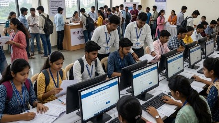 समान गुण, वेगवेगळे पर्सेंटाईल; एमएचटी-सीईटी निकालावर विद्यार्थ्यांचा संताप आणि नॉर्मलायझेशन प्रक्रियेवर प्रश्नचिन्ह