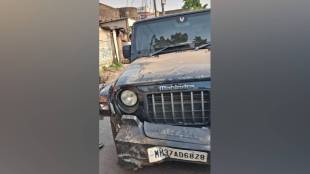 Washim Thar accident scene | damaged vehicles in Washim road mishap | Balaji Mandir area accident Washim | reckless driving case Maharashtra News