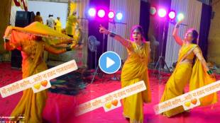 Women rocks the stage her bold dance on choli ke peeche