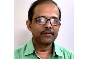 Dr Shrikrishna Mahajan Shivaji University Kolhapur | Professor SS Mahajan death news | Commerce and Management Department Head Shivaji University | Kolhapur academic loss news updates
