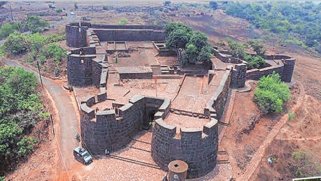 Velas Kasav Mahotsav Konkan tourism | Bankot Fort Mandangad Ratnagiri | Unhere hot water springs Maharashtra | Ancient Devrai in Konkan villages Velas Kasav Mahotsav Konkan tourism | Bankot Fort Mandangad Ratnagiri | Unhere hot water springs Maharashtra | Ancient Devrai in Konkan villages