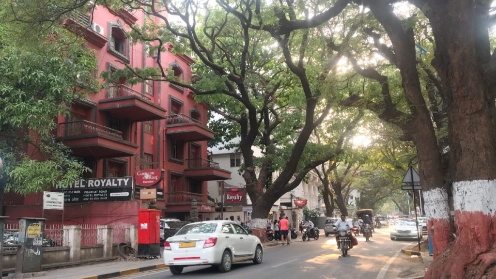 Prabhat Road Pune redevelopment projects | Historical bungalows in Pune Erandwane | Pune city infrastructure and traffic congestion | Prabhat Road 15 lanes culture and lifestyle Prabhat Road Pune redevelopment projects | Historical bungalows in Pune Erandwane | Pune city infrastructure and traffic congestion | Prabhat Road 15 lanes culture and lifestyle