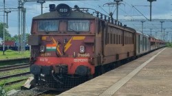 वर्षभरात रेल्वेकडून राज्यात एकच नवी गाडी…