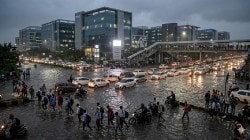 Hinjewadi IT Park : आयटी पार्कमध्ये आता पोहणारे पादचारी, तरंगणाऱ्या दुचाकी अन् पाणबुडी मोटारी…