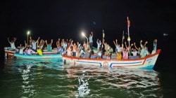 मालवण ​कालावल खाडीत वाळू उपशावरून ठिणगी; तळाशील आणि रेवंडी ग्रामस्थ आमनेसामने…