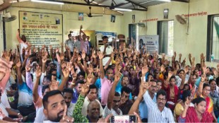 Malvan Tondavli Gram Sabha Sand Mining Protest | Kalaval Creek Sand Excavation Issue Sindhudurg | Tondavli Sarpanch Sneha Tondavalkar | Illegal Sand Mining Maharashtra Revenue Department