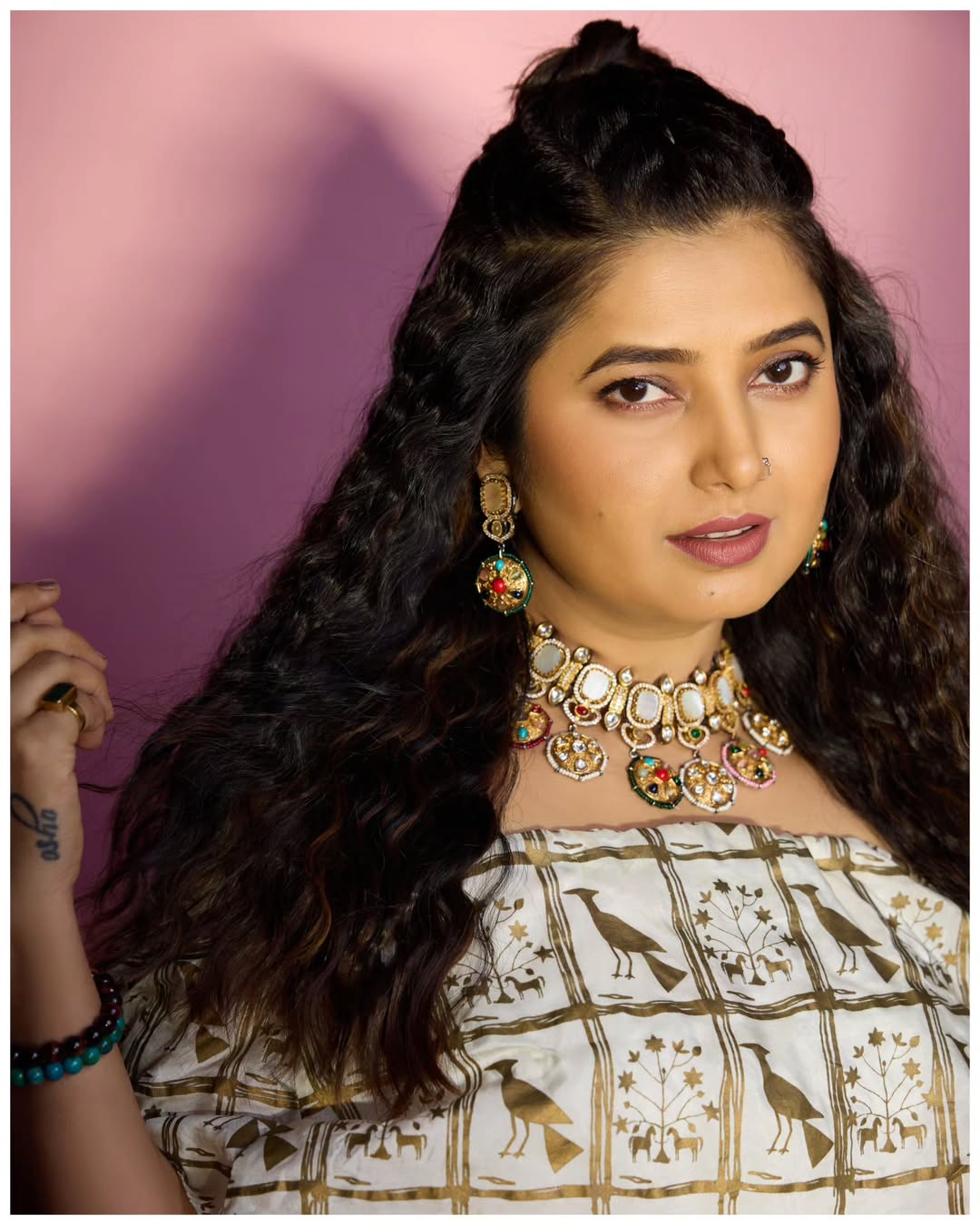 Prajakta Mali Weight Latest Photoshoot Viral