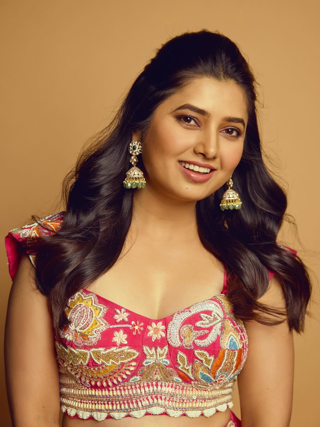 Prajakta Mali Weight Latest Photoshoot Viral