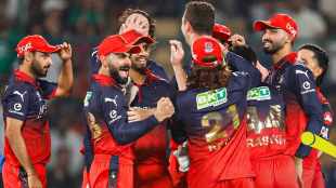 RCB beat DC by 9 wickets 78 balls remaining Josh Hazlewood Bhuvneshwar kumar virat kohli record
