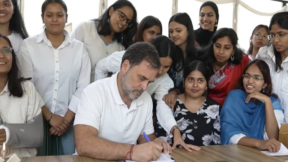 ‘विरोधी पक्ष महिला आरक्षणाच्या विरोधात आहे का?’ दिल्ली विद्यापीठाच्या विद्यार्थिनींना काय म्हणाले राहुल गांधी?
