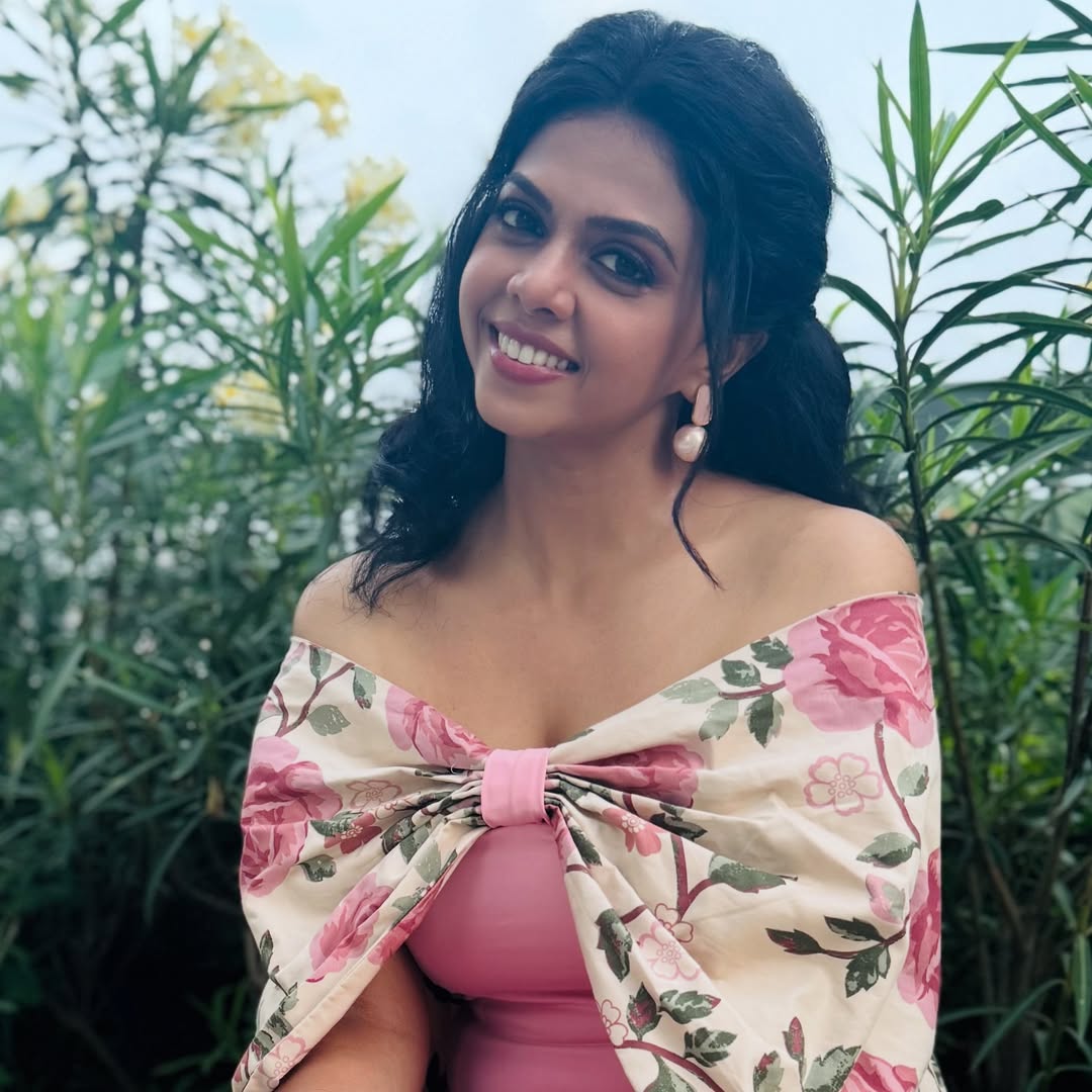 Rutuja Bagwe Skirt Top Bold Look