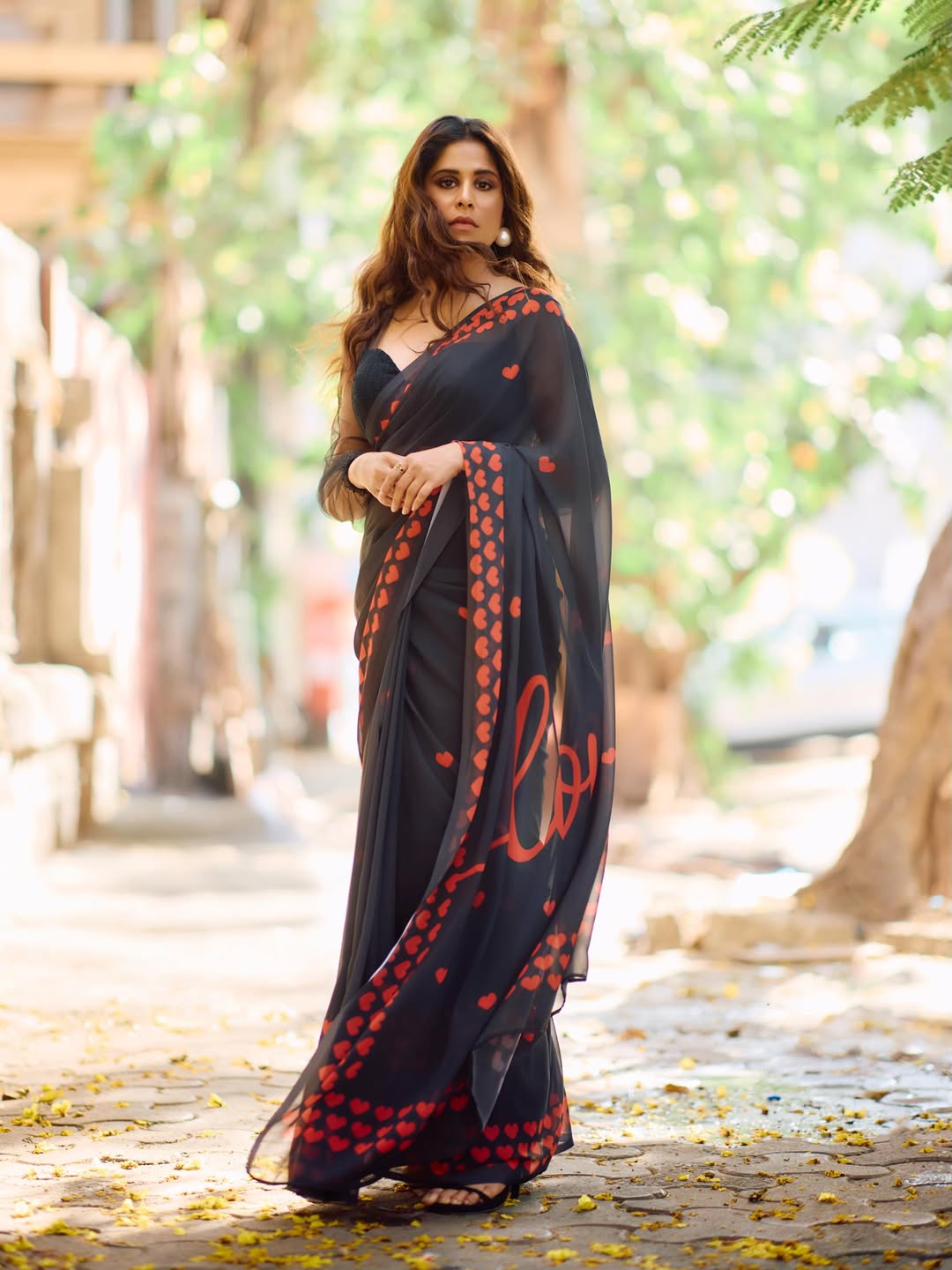Sai Tamhankar Black Saree Look Matka King Web Series