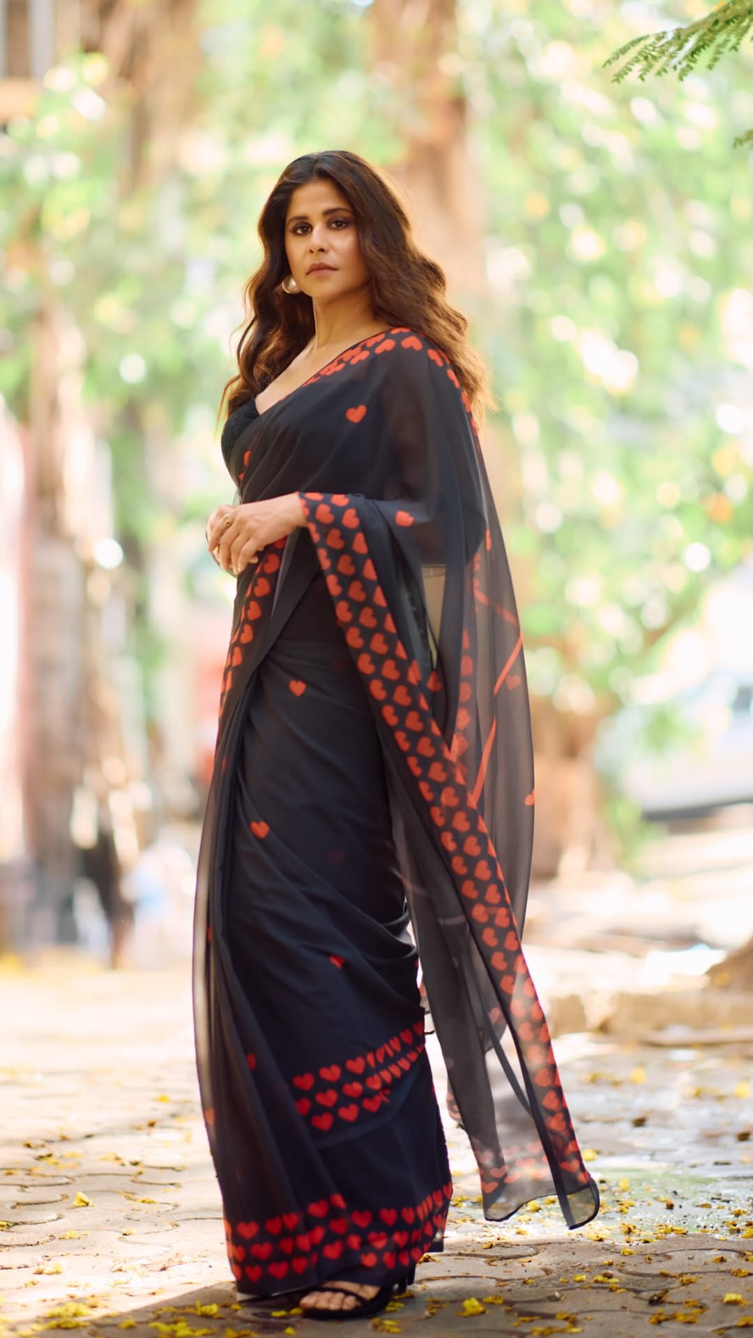 Sai Tamhankar Black Saree Look Matka King Web Series