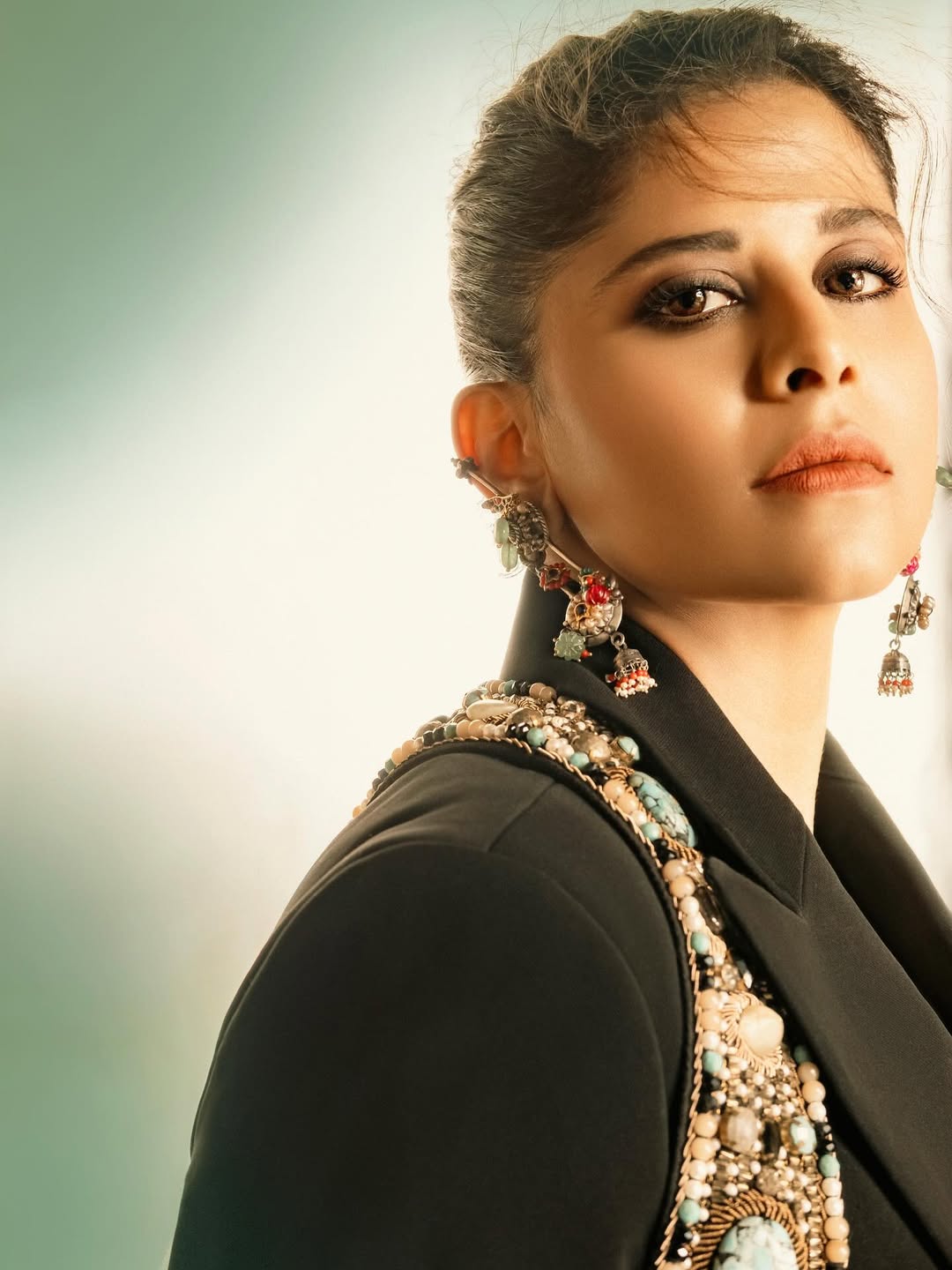 Sai Tamhankar Black Saree Look Matka King Web Series