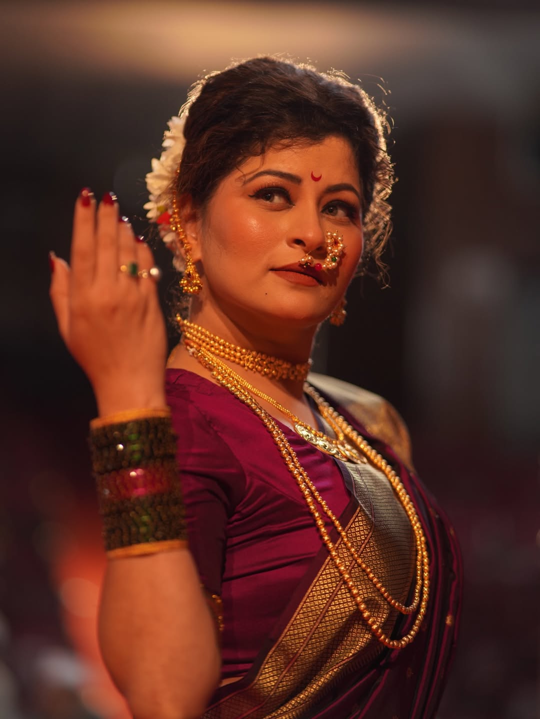 Savaniee Ravindrra MUJARA SHIVBALA Song Look